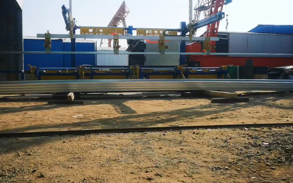 芯碩智能 遼寧鑫碩自動(dòng)化機(jī)械CZ型鋼碼垛機(jī)，驅(qū)動(dòng)型鋼加工新未來(lái)